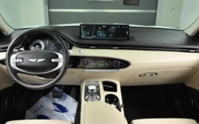 수원중형차중고 GV70 2.2 디젤 2WD 매물 사진 6 - 2023/09 75,980km