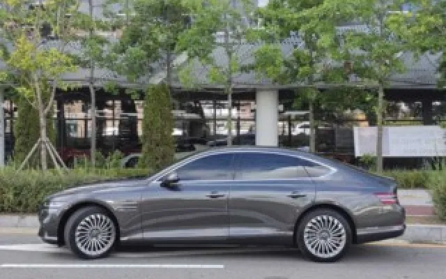 수원중형차중고 G80(RG3) 일렉트리파이드 매물 사진 13 - 2022/02 82,226km