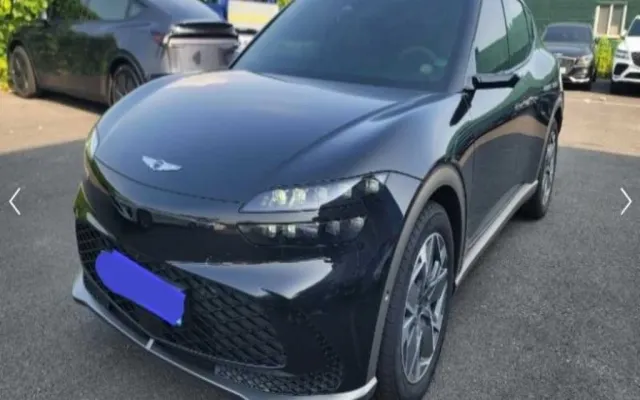 수원중형차중고 GV60 스탠다드 AWD 매물 사진 10 - 2022/10 70,802km
