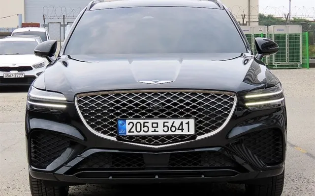 수원중형차중고 GV70 2.5T 가솔린 2WD 매물 사진 4 - 2022/09 59,662km